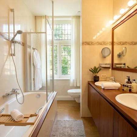 Central Bruges B&B-2
